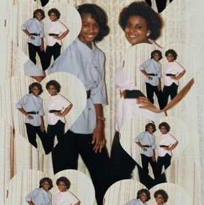 Meet your Posher, Iris